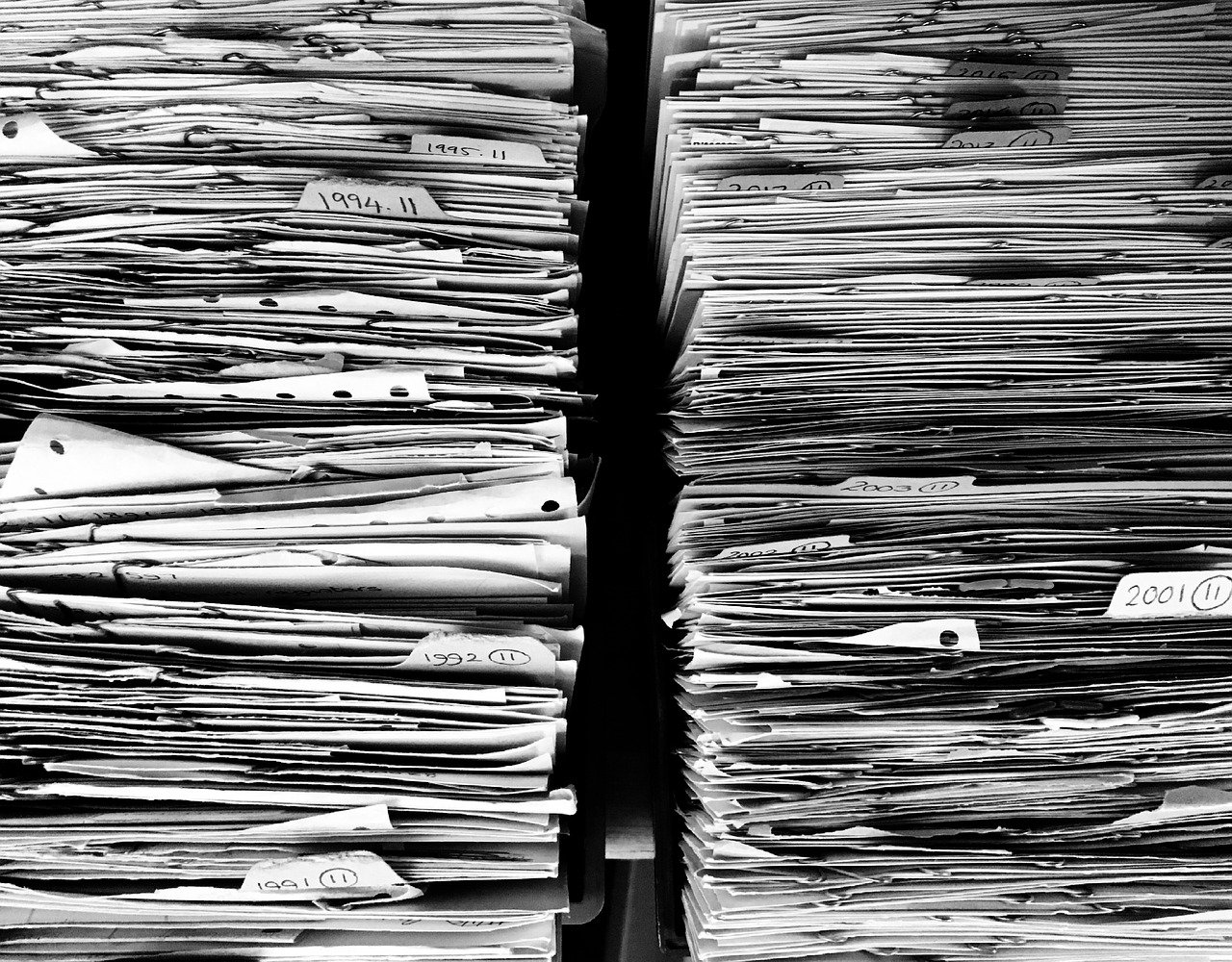 papiers pile de papier